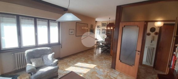 Вилла с 3 комнатами в Изео, Италия № 42641 3