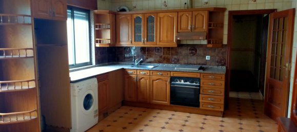 Квартира с 3 спальнями в Леон, Испания № 68235 5