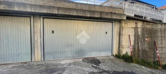  مرآب في Imperia, Italy 30متر مربع رقم 169525 5