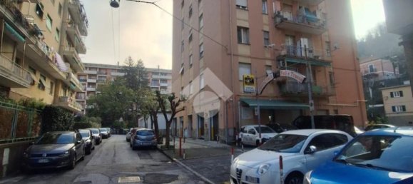 Apartamento de 2 dormitorios en Genoa, Italy No. 35867 18