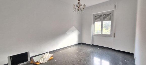 Apartamento de 2 dormitorios en Genoa, Italy No. 35867 6