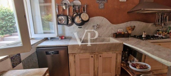 Вилла с 14 комнатами в Камайоре, Италия № 31646 22