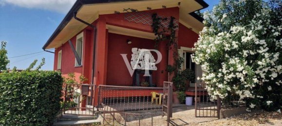 Вилла с 14 комнатами в Камайоре, Италия № 31646 7