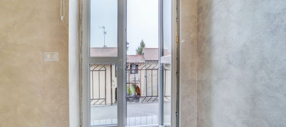 3 rooms Duplex in Somma Lombardo, Italy No. 175966 19