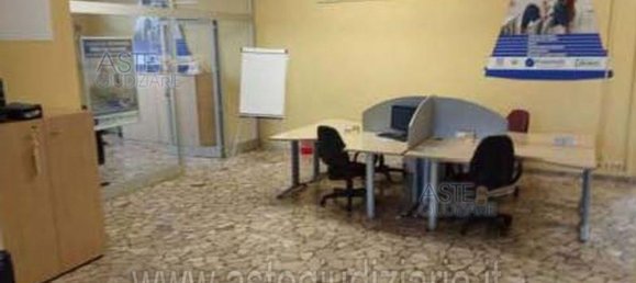 5 rooms Apartment in Rome, Italy No. 292264 22