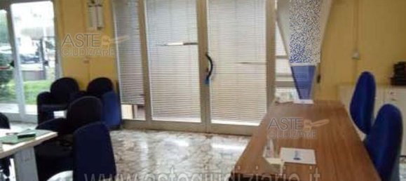 5 rooms Apartment in Rome, Italy No. 292264 45