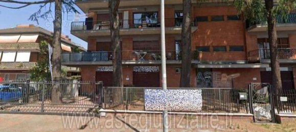 5 rooms Apartment in Rome, Italy No. 292264 25