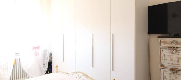 2 Schlafzimmer Wohnung in San Giuliano Terme, Italy, Nr. 303835 8
