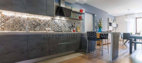 2 bedrooms Apartment in Verona, Italy No. 263077 6