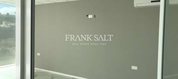  Office in Victoria, Malta No. 11976 28