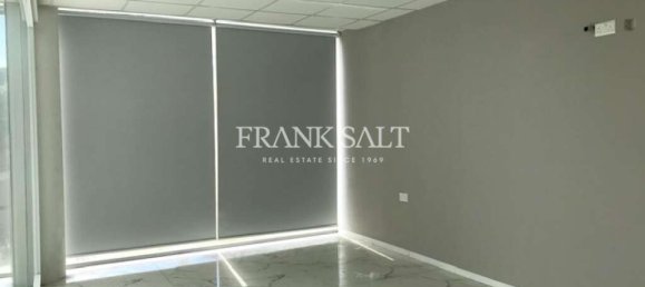  Office in Victoria, Malta No. 11976 13