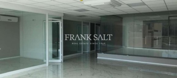  Office in Victoria, Malta No. 11976 25
