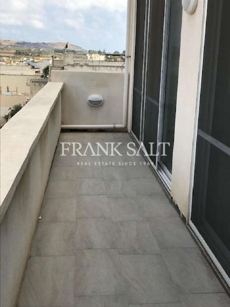  Office in Victoria, Malta No. 11976