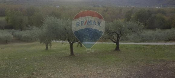 Terreno em Fara Filiorum Petri, Italy 1150 m² N.º 53323 2