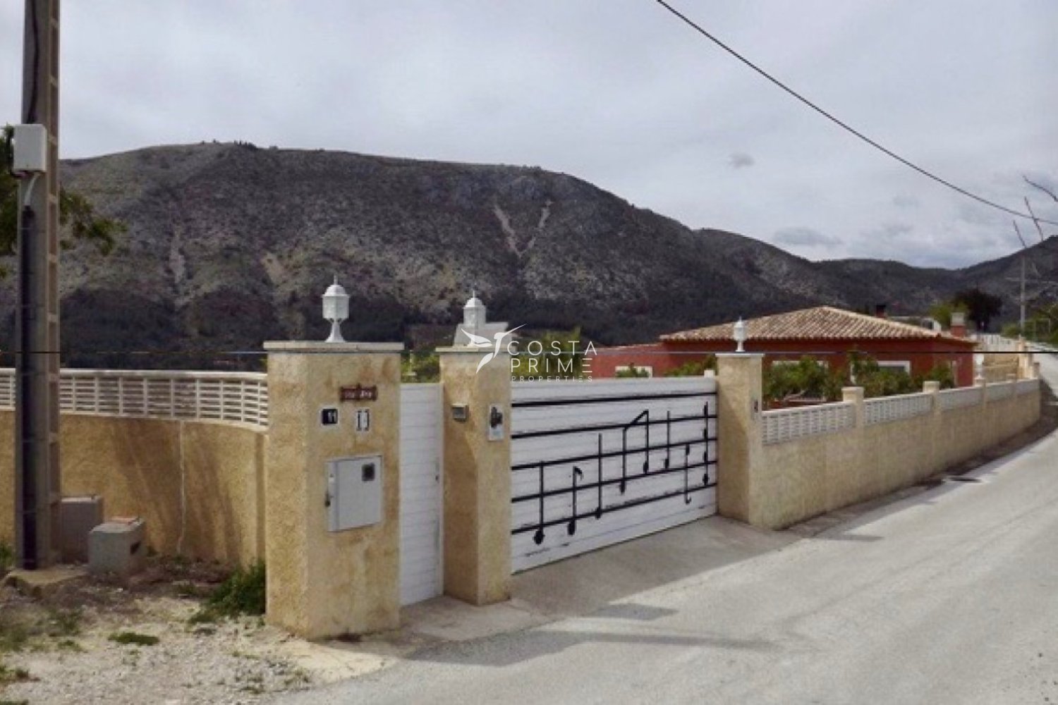 200m² Land in Callosa D'en Sarria, Spain No. 103326