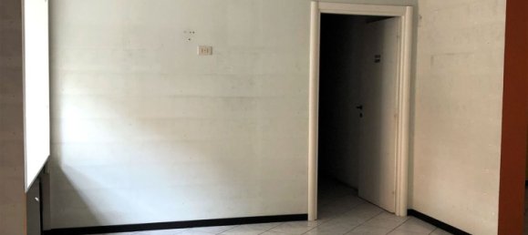 Propiedad comercial en Asti, Italy 192 m² No. 172953 15