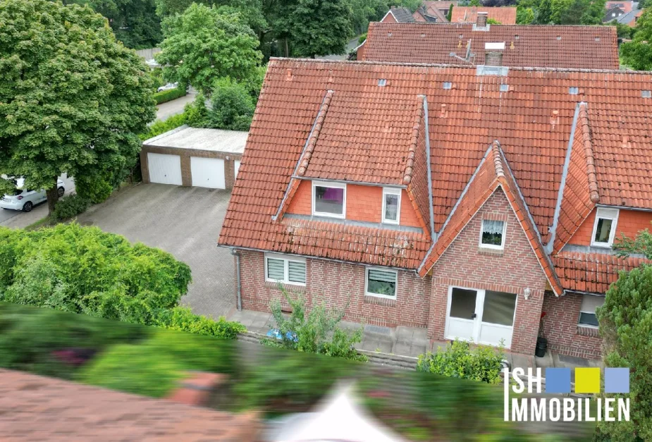 6 rooms Apartment in Stade, Germany No. 234606