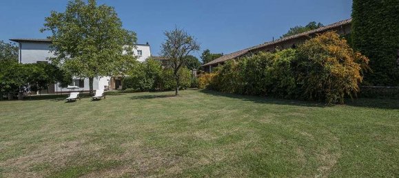 15 rooms House in Castell'Arquato, Italy No. 153628 4