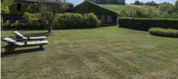 15 rooms House in Castell'Arquato, Italy No. 153628 3