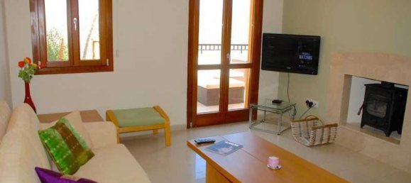 3 bedrooms Villa in Paphos, Cyprus No. 18642 4