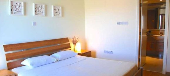 3 bedrooms Villa in Paphos, Cyprus No. 18642 7