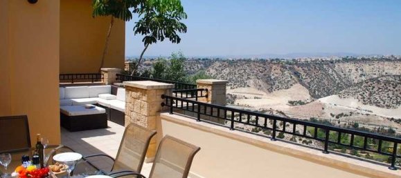 3 bedrooms Villa in Paphos, Cyprus No. 18642 15