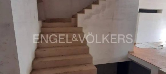 5 bedrooms House in Jesi, Italy No. 118650 30