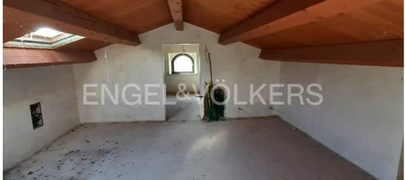 5 bedrooms House in Jesi, Italy No. 118650 13