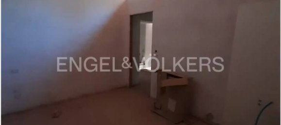 5 bedrooms House in Jesi, Italy No. 118650 22