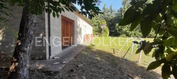 5 bedrooms House in Jesi, Italy No. 118650 41