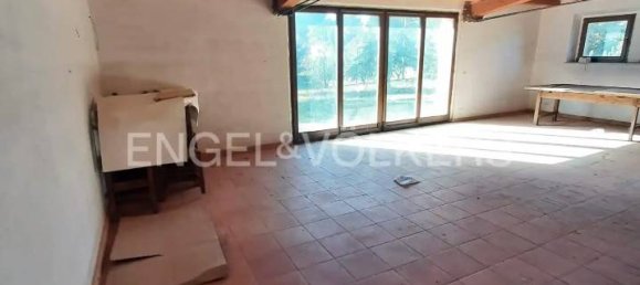 5 bedrooms House in Jesi, Italy No. 118650 28