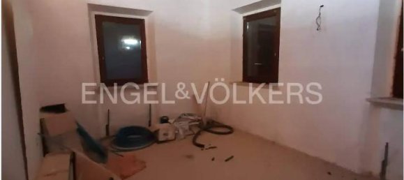 5 bedrooms House in Jesi, Italy No. 118650 20