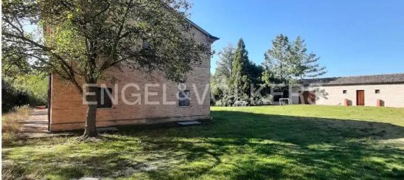 5 bedrooms House in Jesi, Italy No. 118650 5