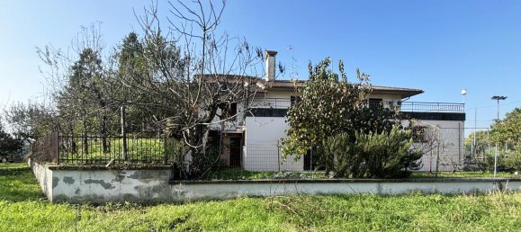 2غرفة شقة في Parma, Italy رقم 238216 24