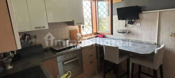 4 bedrooms Apartment in Rome, Italy No. 285476 14