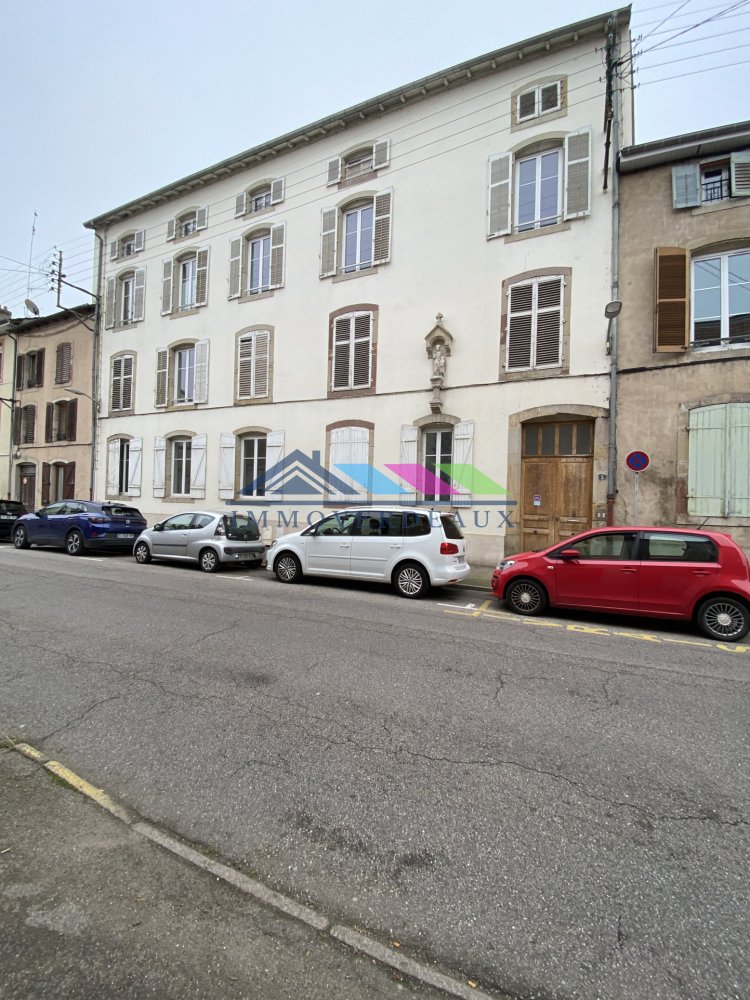 3 Schlafzimmer Doppelhaus in Luneville, France, Nr. 67801