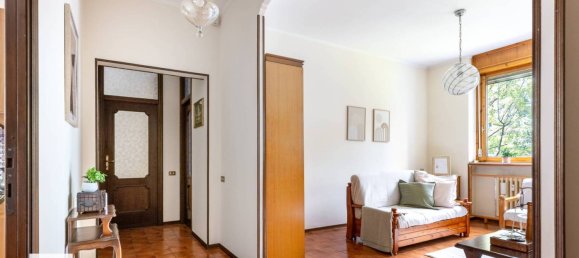1 chambre Appartement à Turin, Italy No. 326755 8