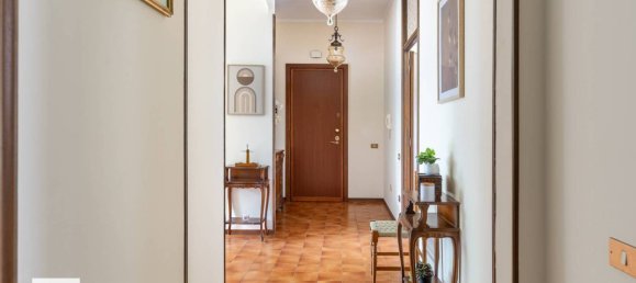 1 chambre Appartement à Turin, Italy No. 326755 32