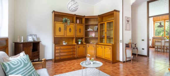 1 chambre Appartement à Turin, Italy No. 326755 6