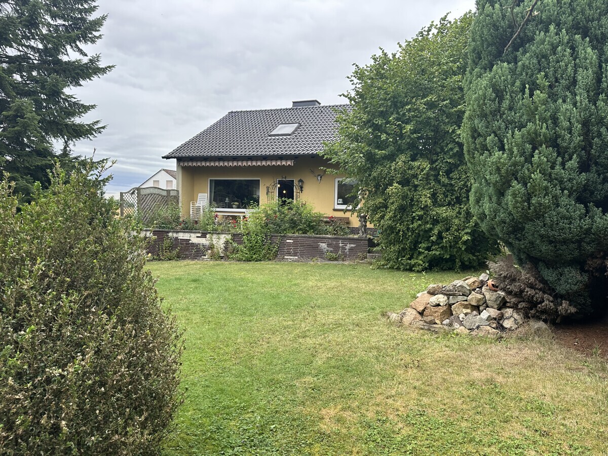 5 rooms House in Kassel, Germany No. 275443