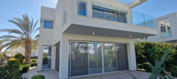 4 Schlafzimmer Villa in Pegeia, Cyprus, Nr. 67711 2