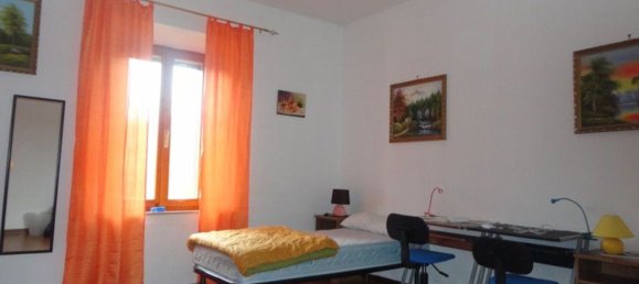 4 rooms Apartment in Asciano, Italy No. 223505 11