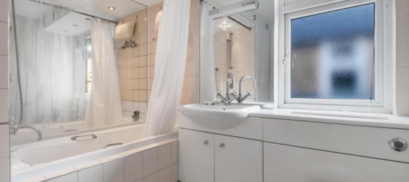 3 bedrooms House in London, United Kingdom No. 12503 11