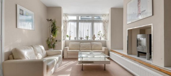 3 bedrooms House in London, United Kingdom No. 12503 5