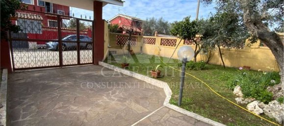 Вилла с 5 комнатами в Ардеа, Италия № 55929 30