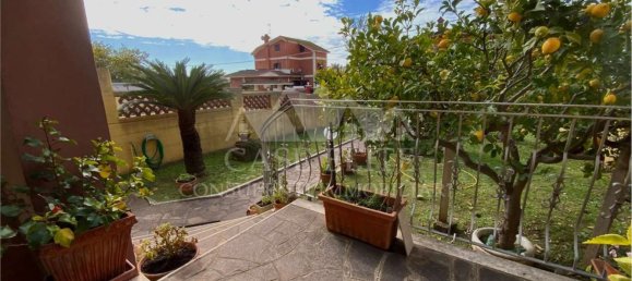 Вилла с 5 комнатами в Ардеа, Италия № 55929 37