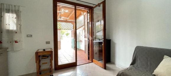 3 bedrooms House in Sardinia, Italy No. 334345 2