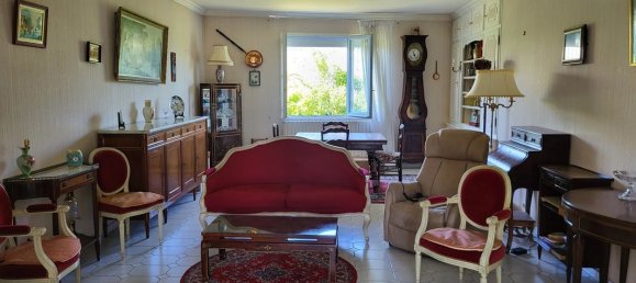 4 bedrooms House in Vienne, France No. 338955 3