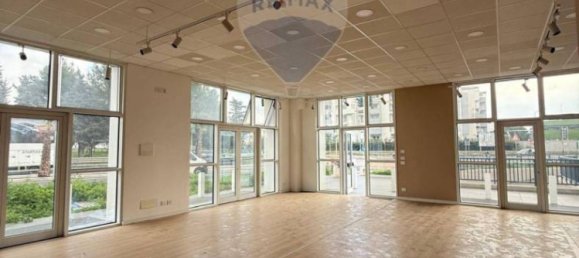 1 room Commercial property in Modugno, Italy No. 57013 10