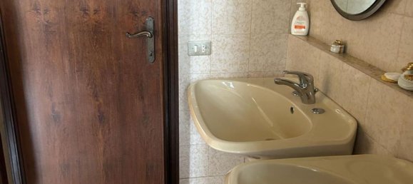 10 rooms Duplex in Padua, Italy No. 13096 15